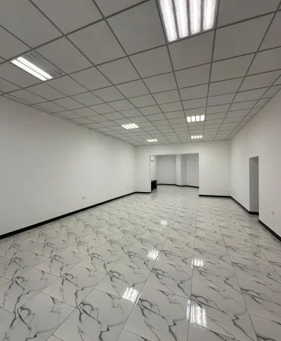 Помещение под свободное назначение, 200м², Перекрёсток Суд Шохмансур Дом Зирбак