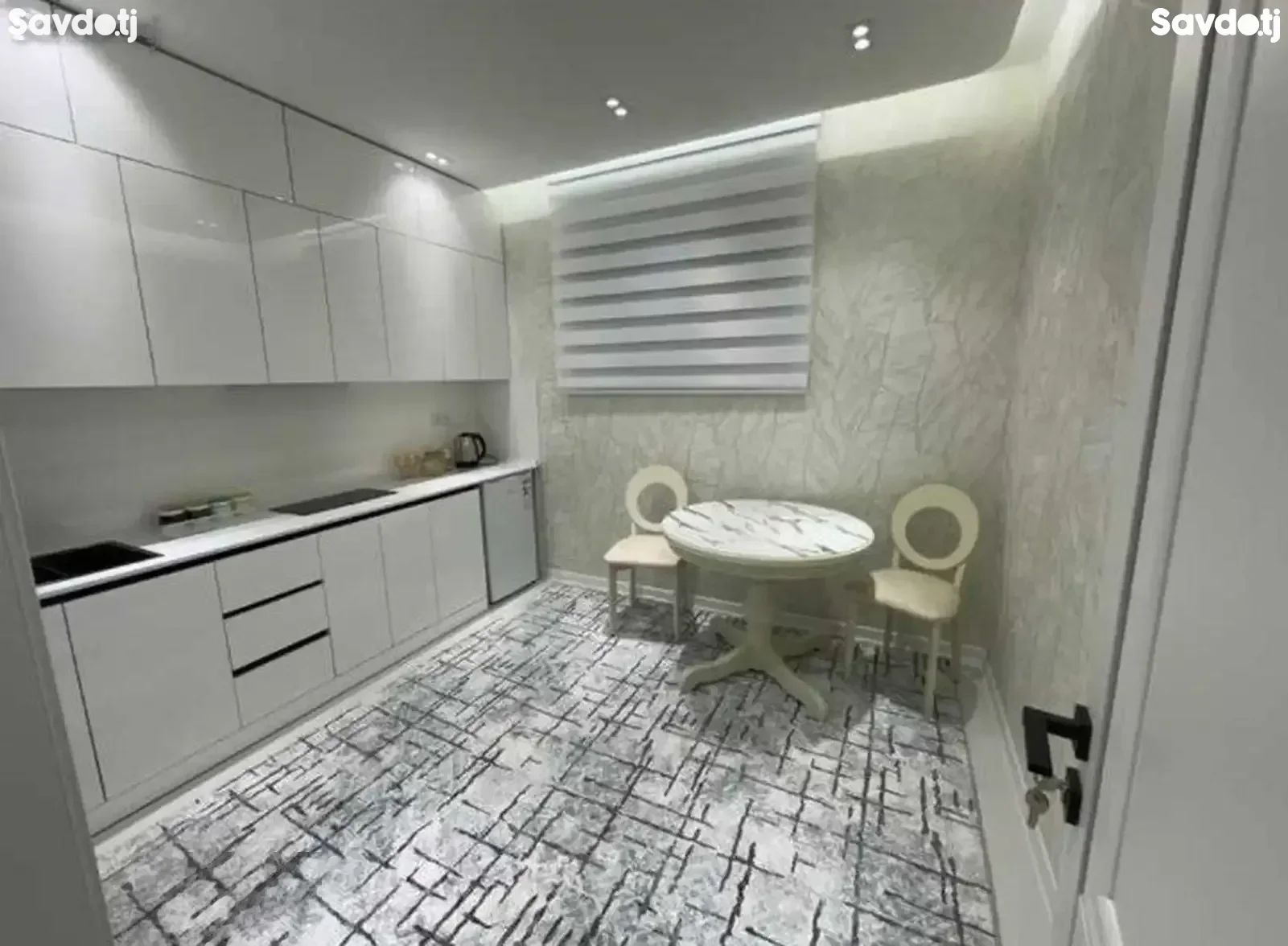 1-комн. квартира, Цокольный этаж, 40 м², 20 микрорайон