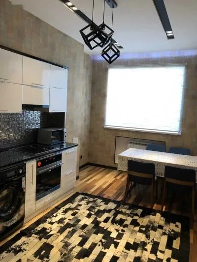 2-комн. квартира, 15 этаж, 64м², сомони