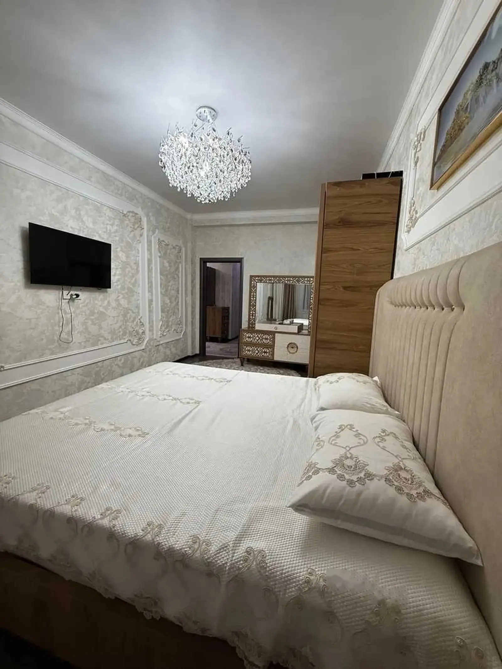 3-комн. квартира, 10 этаж, 90м², доми ёвар