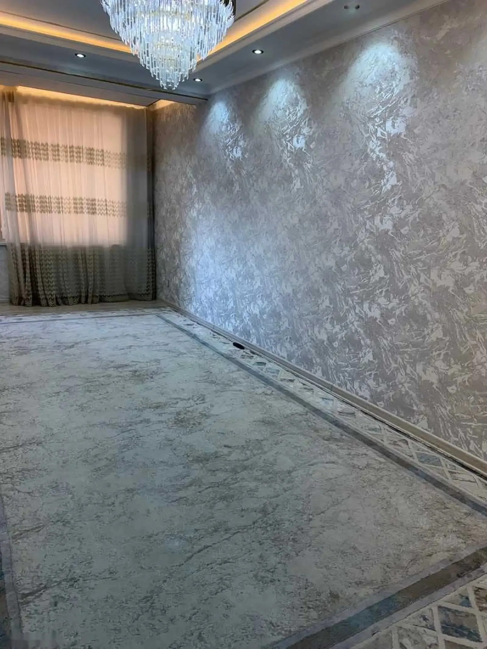2-комн. квартира, 2 этаж, 65м², Кольцовой 82 автосалон Haval