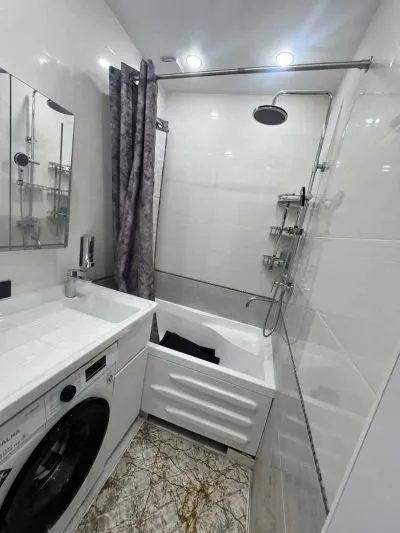 2-комн. квартира, 6 этаж, 60м², Спартак