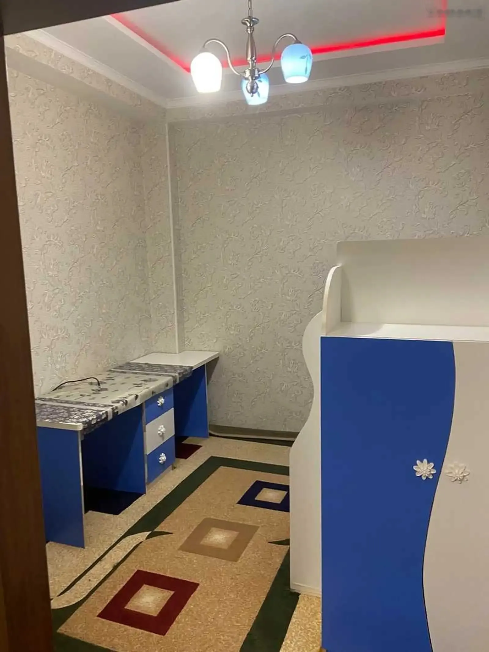 3-комн. квартира, 8 этаж, 90м², Сино