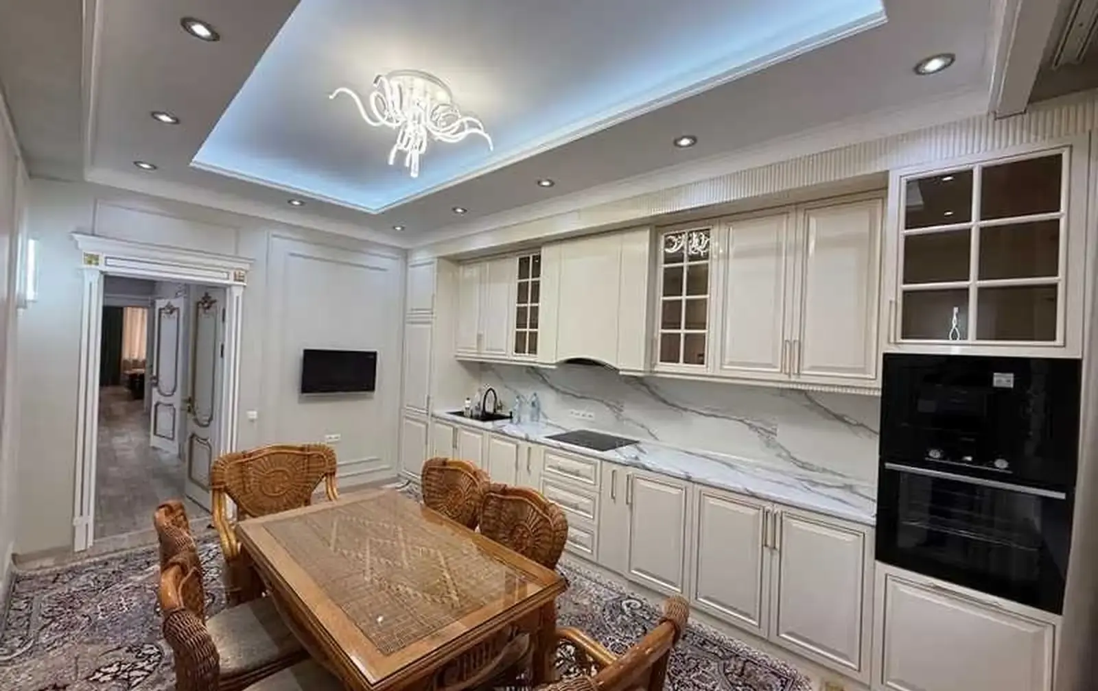 2-комн. квартира, 8 этаж, 127м², Сомони
