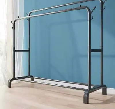 Железная вешелка