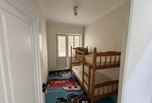 4-комн. квартира, 2 этаж, 100м², Сино 103 мкр