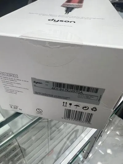 Фен Dyson airstrait
