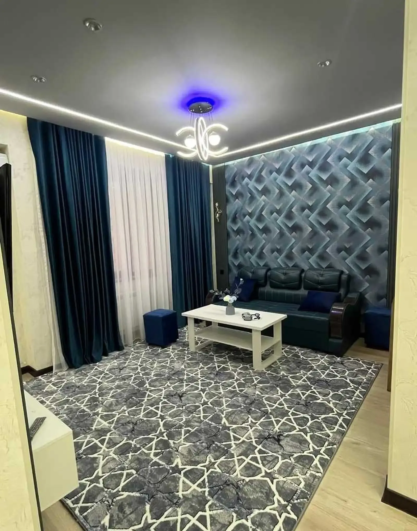 2-комн. квартира, 9 этаж, 52м², Овир Доми Пули Сангин