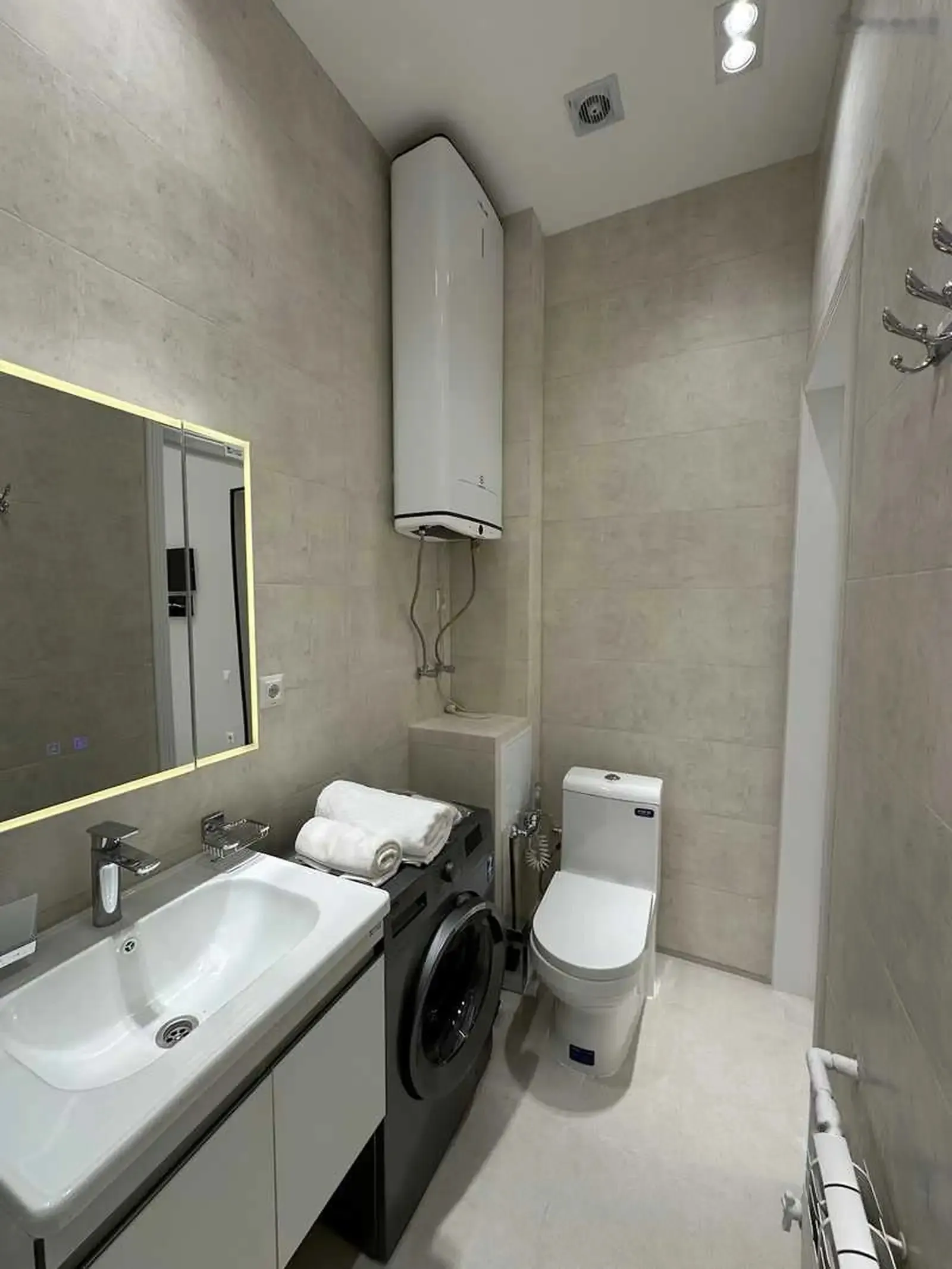 2-комн. квартира, 17 этаж, 68м², Скорая больница