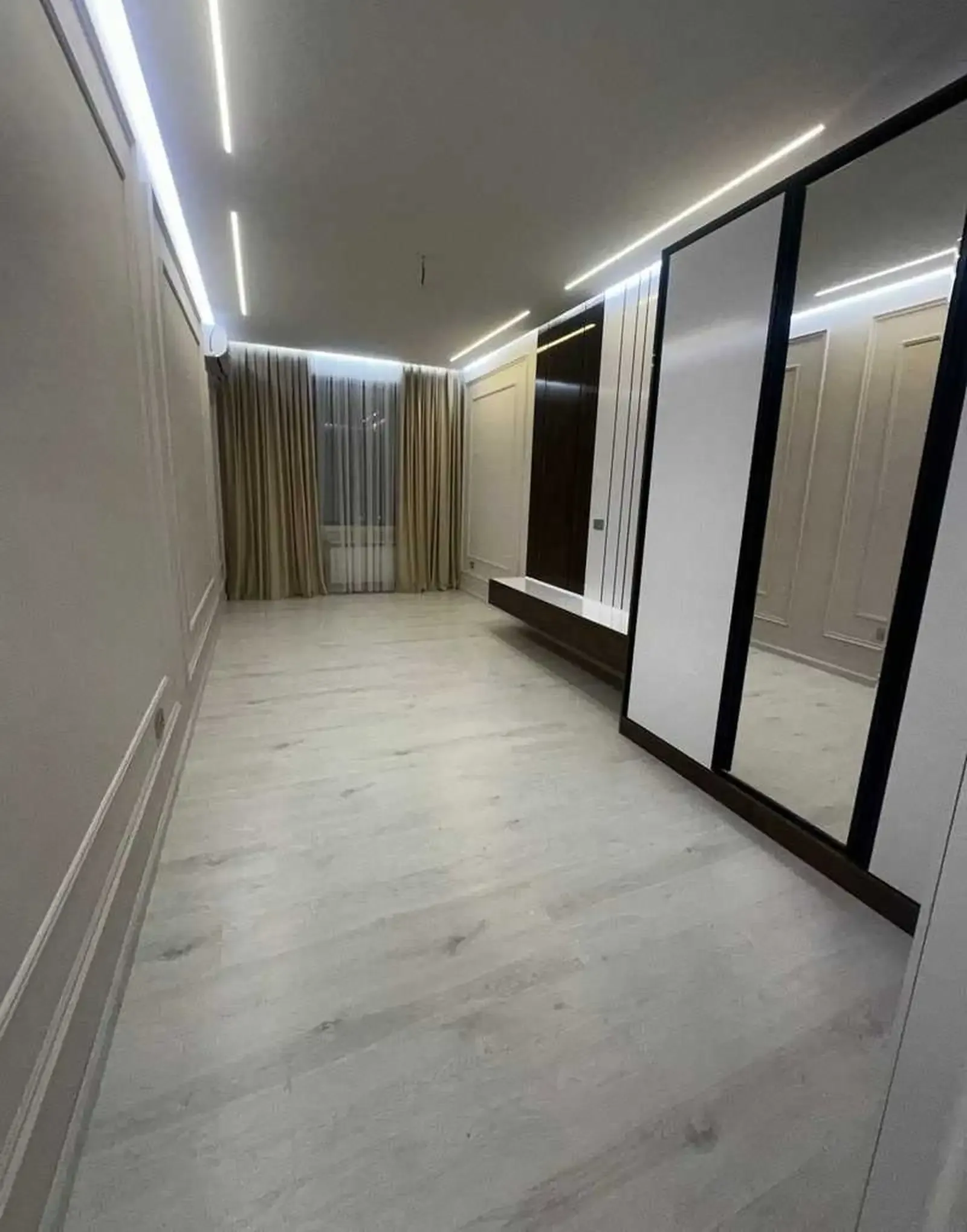 2-комн. квартира, 10 этаж, 70м², 102 мкр Родоми 3