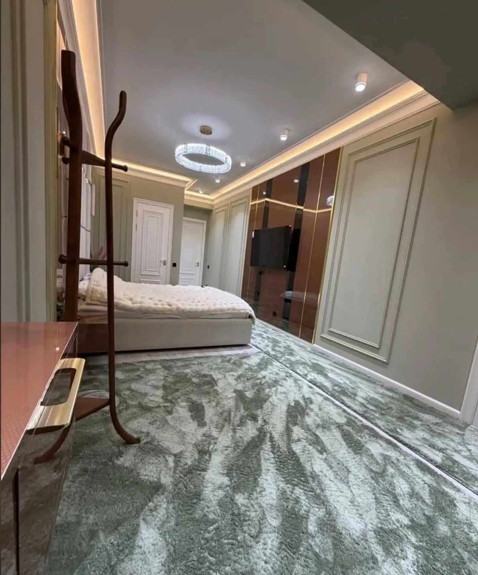 2-комн. квартира, 9 этаж, 75 м², И. Сомони