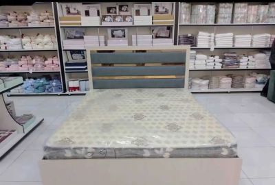 Двухспальная кровать