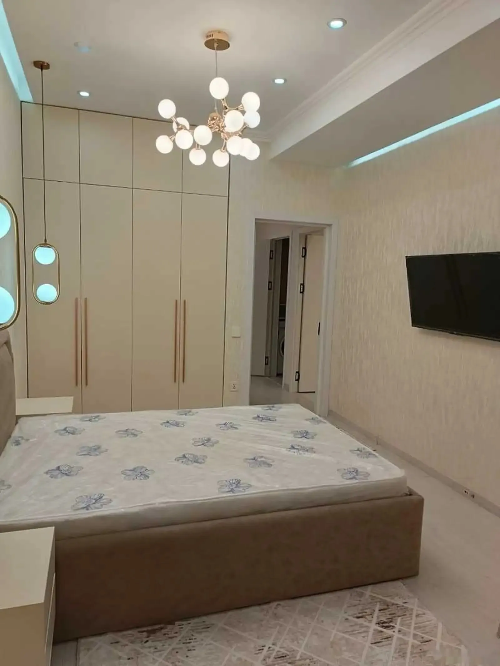 3-комн. квартира, 15 этаж, 114м², Овир