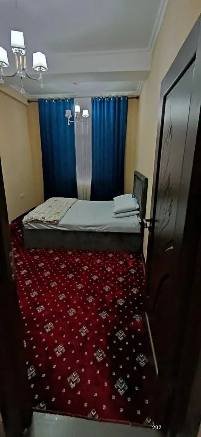 3-комн. квартира, 4 этаж, 100м², Фирдавси