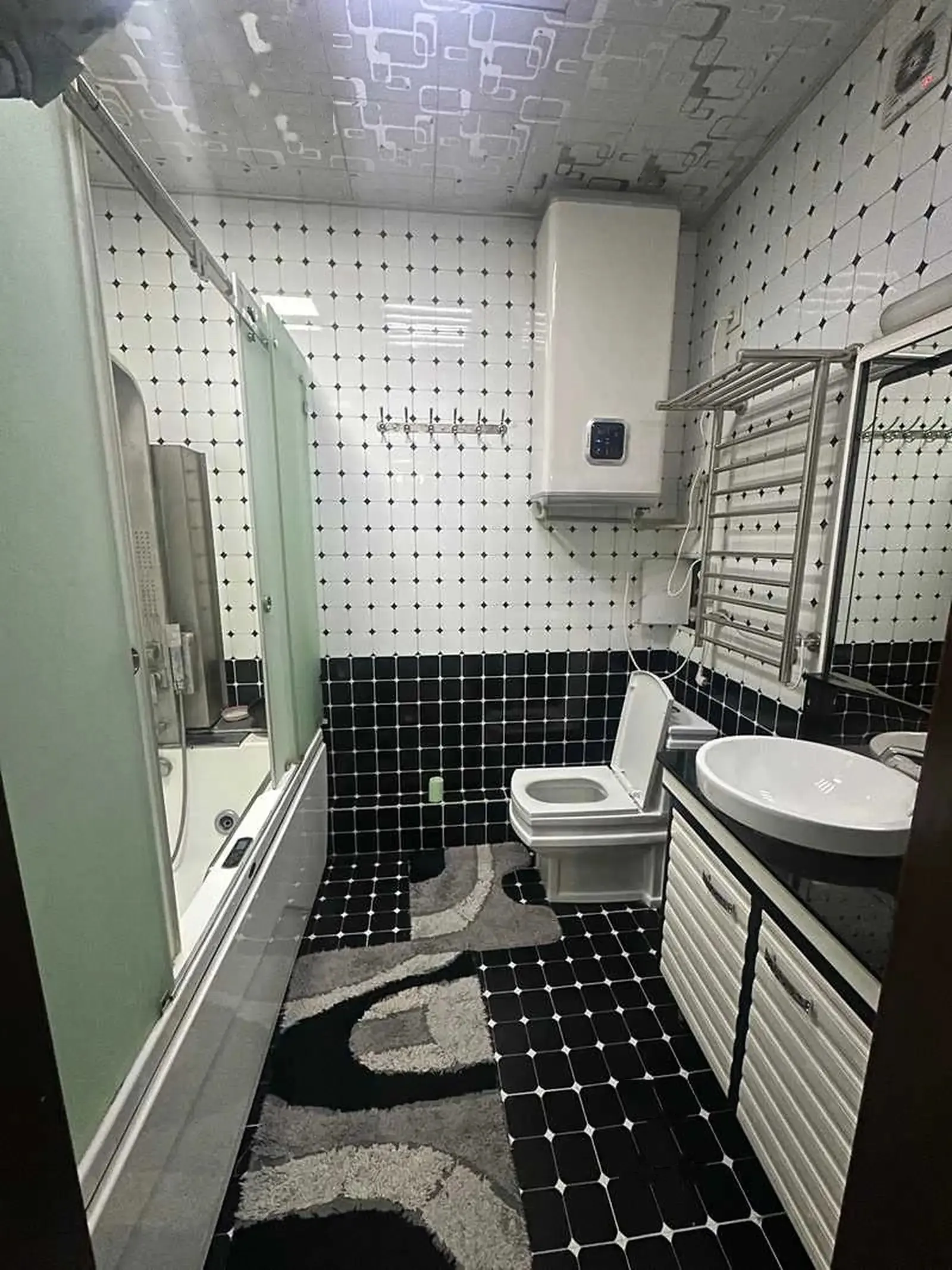3-комн. квартира, 5 этаж, 130м², Дом печати, Пайкари таможенный