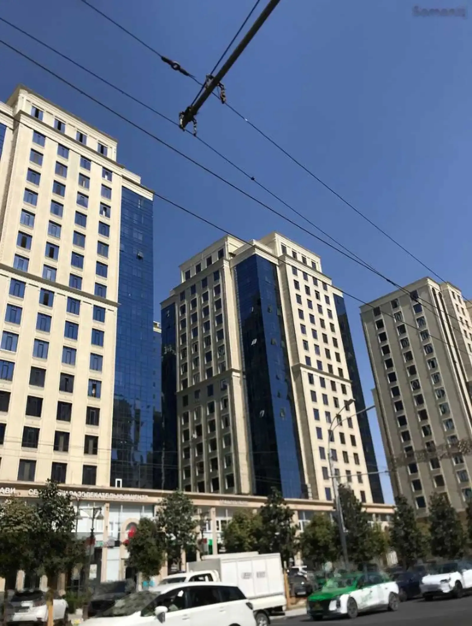 2-комн. квартира, 15 этаж, 80м², Шохмансур