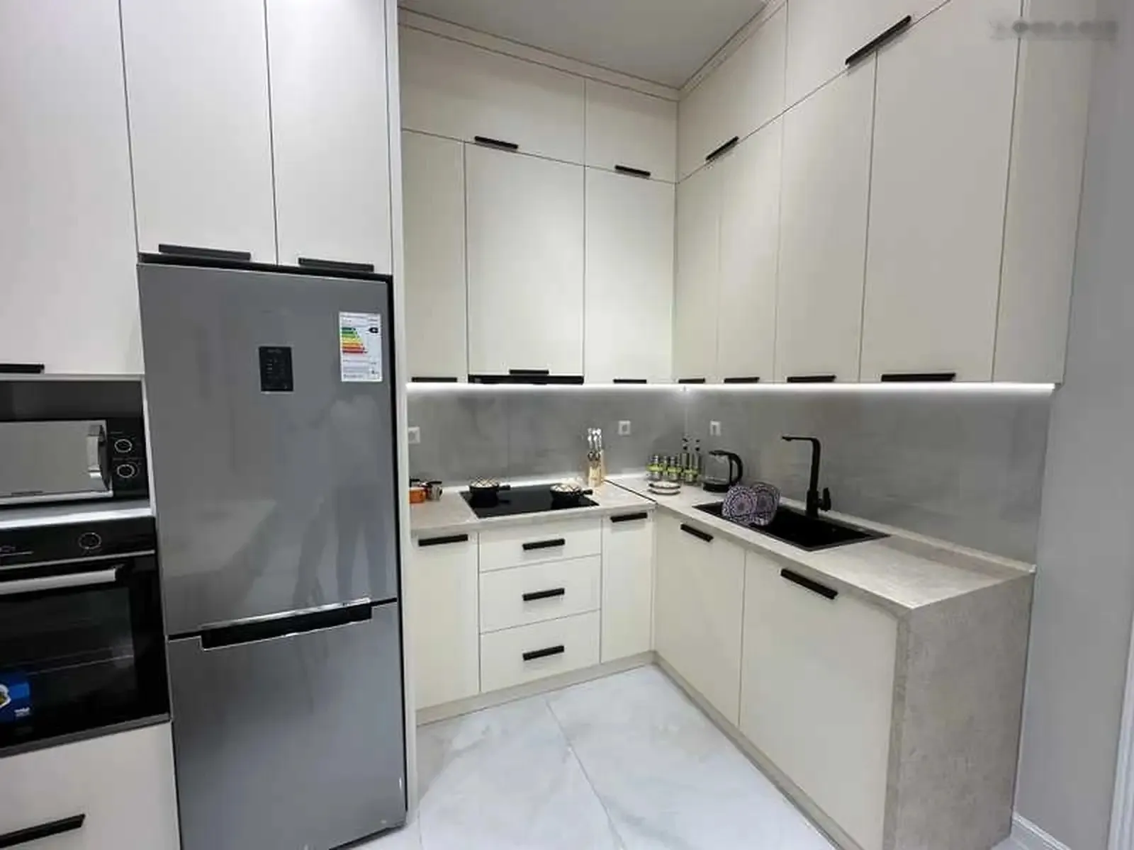 2-комн. квартира, 17 этаж, 68м², Скорая больница