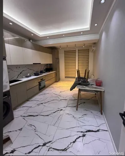 2-комн. квартира, 10 этаж, 96м², Овир