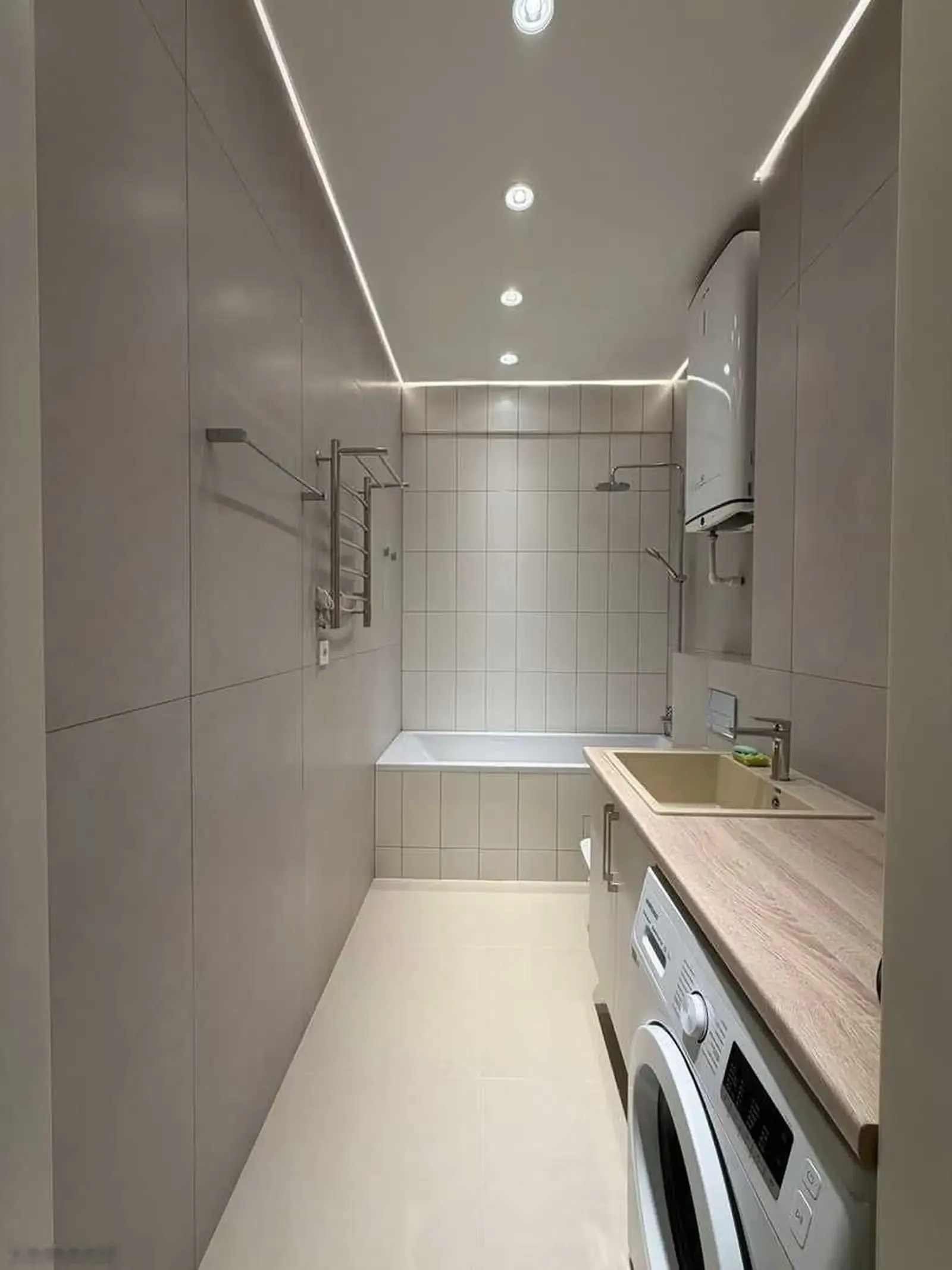3-комн. квартира, 16 этаж, 98м², ул. Истаравшан