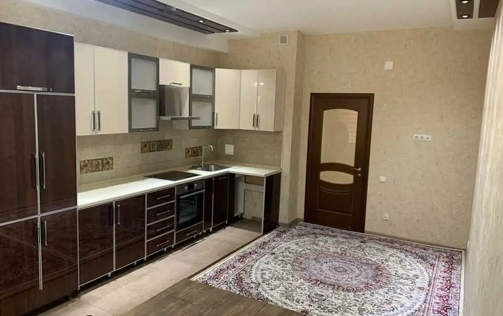 2-комн. квартира, 8 этаж, 110м², И.Сомони