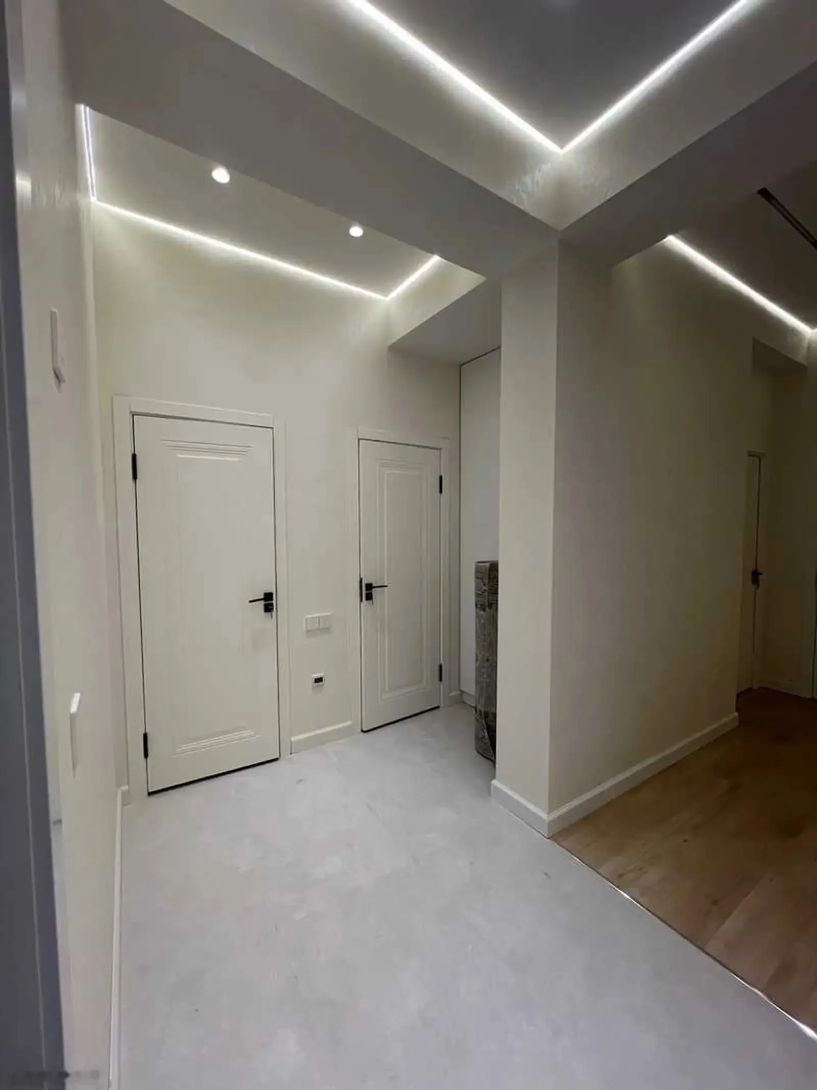 3-комн. квартира, 4 этаж, 95м², И. Сомони, Вавилон-Т