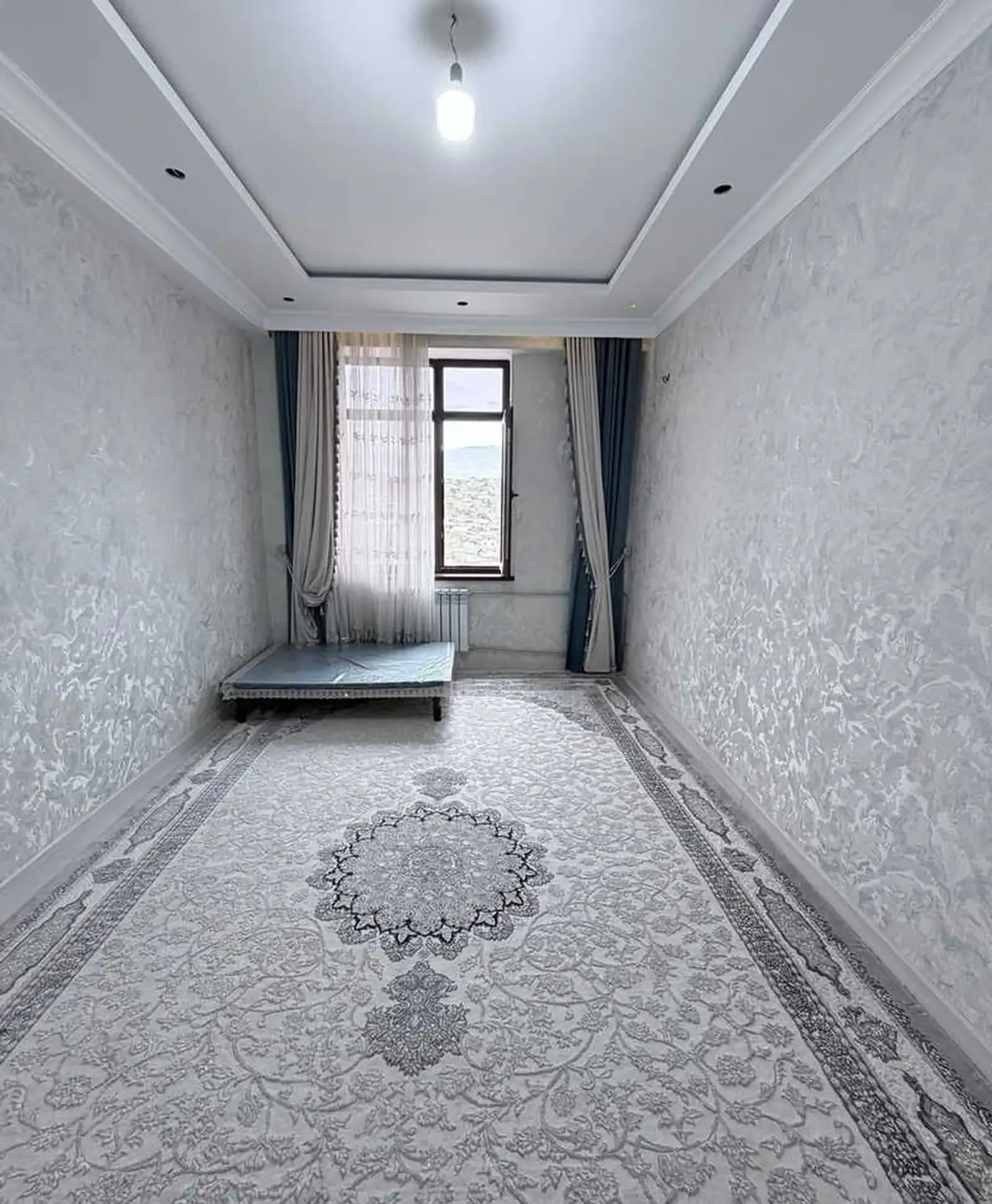 2-комн. квартира, 15 этаж, 47м², чордома