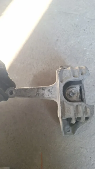 Подушка мотор Hyundai