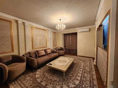 3-комн. квартира, 4 этаж, 76м², 91 мкр, Арбат
