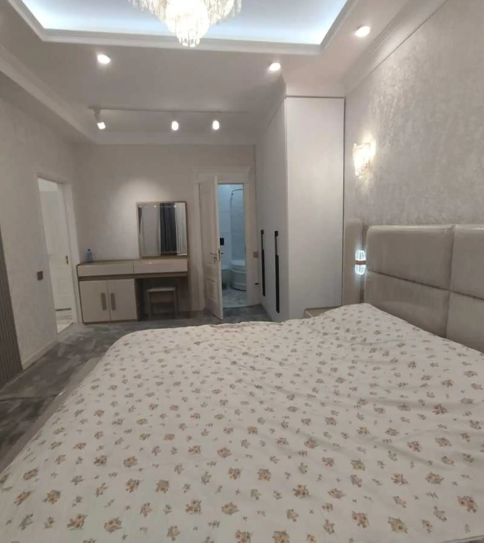 3-комн. квартира, 4 этаж, 125м², Шохмансур Зелёный бозор доми Валберис