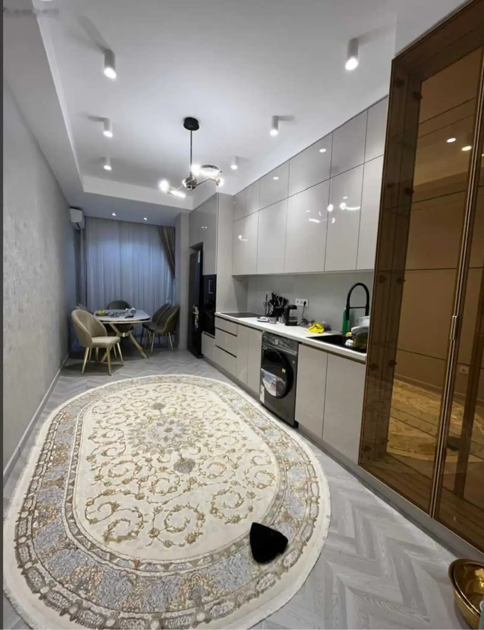 2-комн. квартира, 6 этаж, 72м², Овир