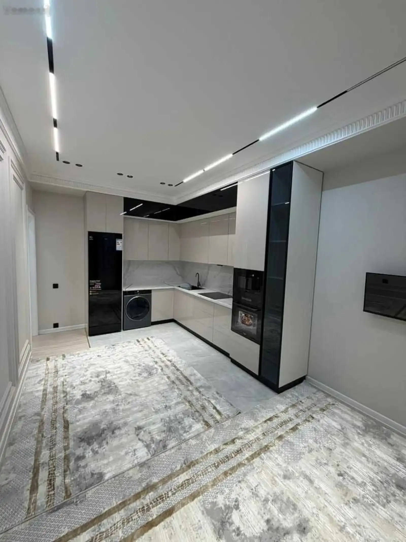 2-комн. квартира, 15 этаж, 100м², поликлиникаи