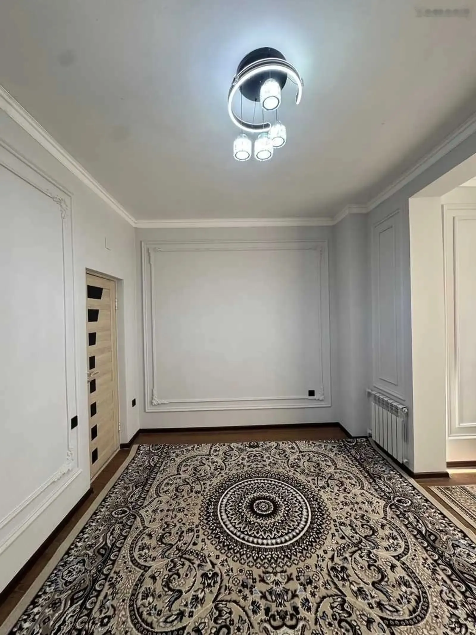 2-комн. квартира, 11 этаж, 85м², гардиши 3 база
