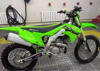 Мотоцикл Kawasaki 250x 2022