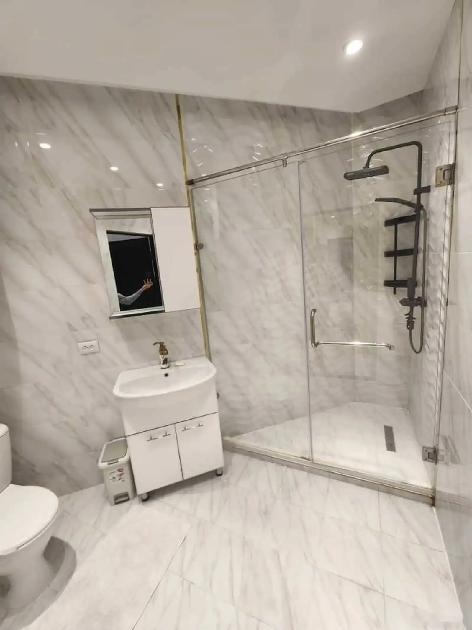 2-комн. квартира, 12 этаж, 70м², Повороти аэропорт 4 дома