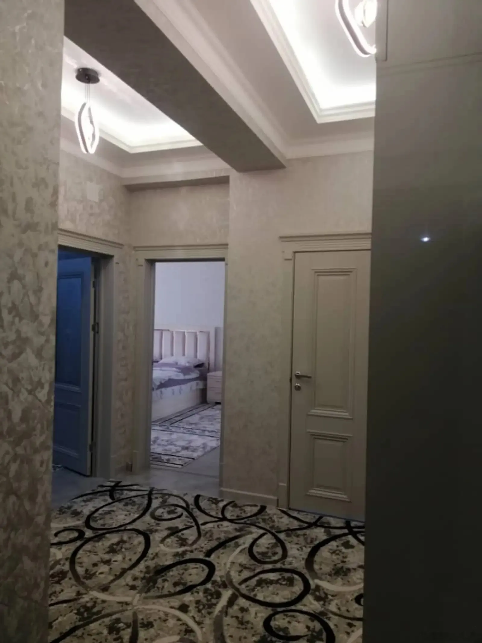 2-комн. квартира, 9 этаж, 95м², Посольствои Россия