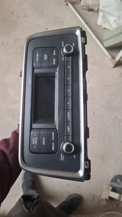 Магнитофон Kia K5 Optima