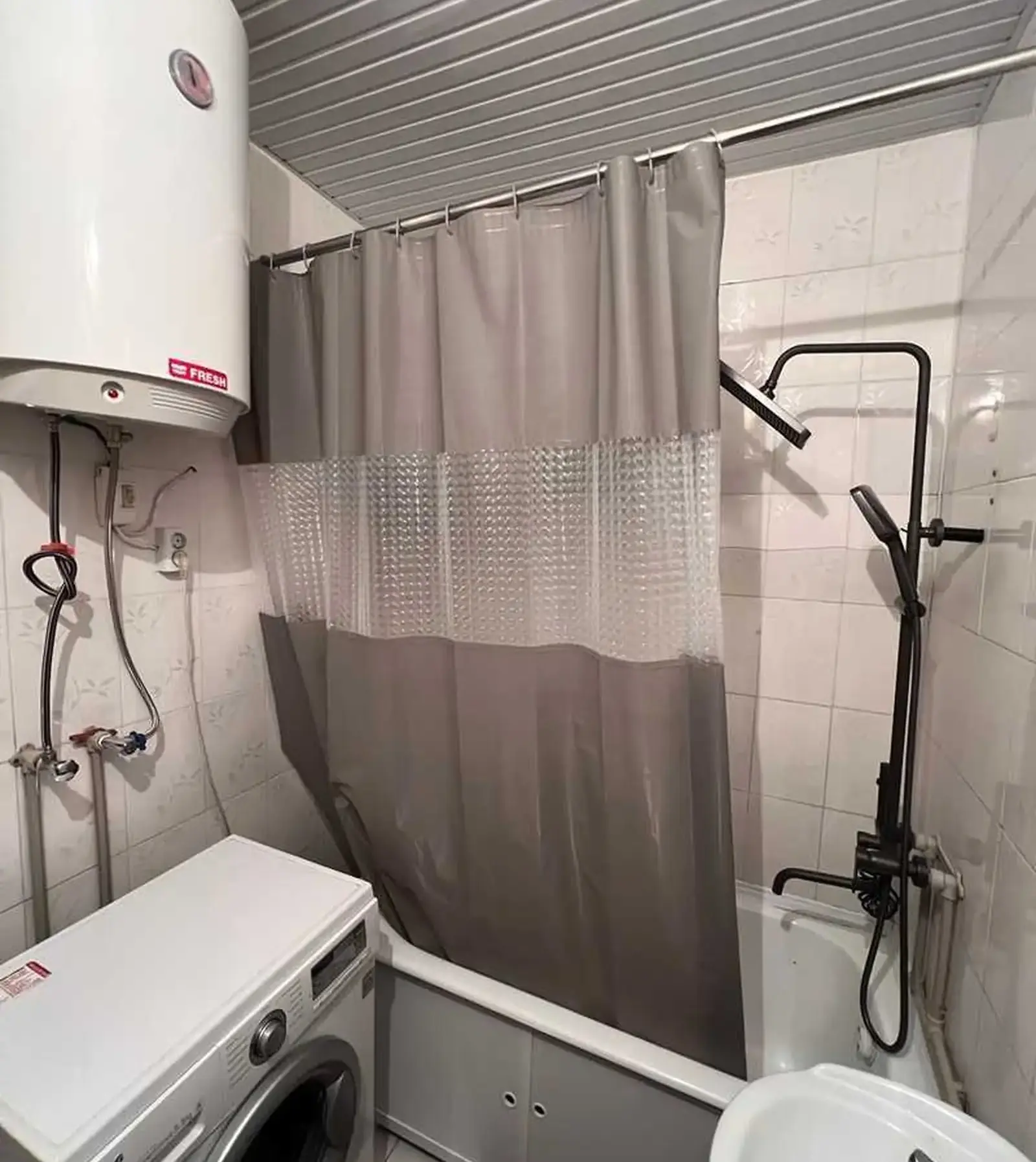 3-комн. квартира, 2 этаж, 100м², ашан