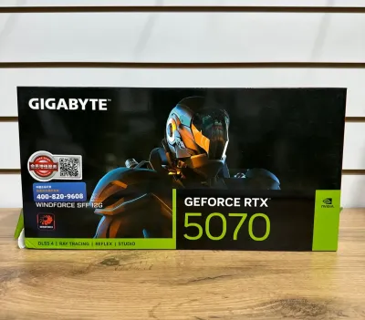 Видеокарта Gigabyte RTX 5070 3X 12G GDDR7