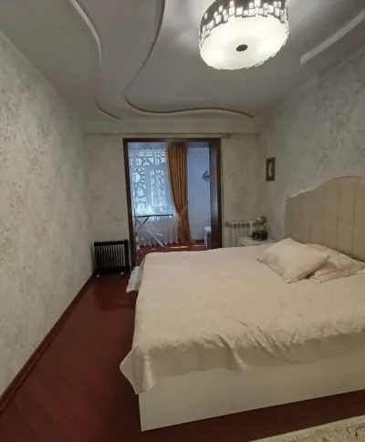 3-комн. квартира, 4 этаж, 85 м², Сомони