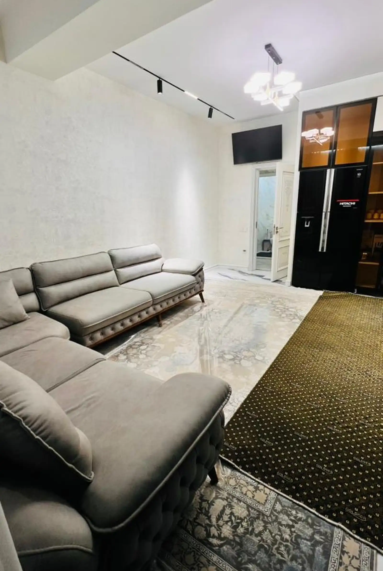 3-комн. квартира, 4 этаж, 140м², Шохмансур ру баруи Зелёный бозор доми Валберис Наздикии Садбарг