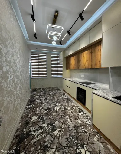 2-комн. квартира, 15 этаж, 65 м², Фирдавси Цирк