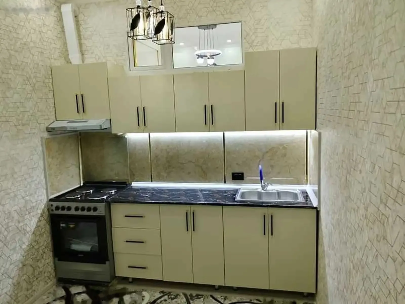 2-комн. квартира, 14 этаж, 69м², Славянский