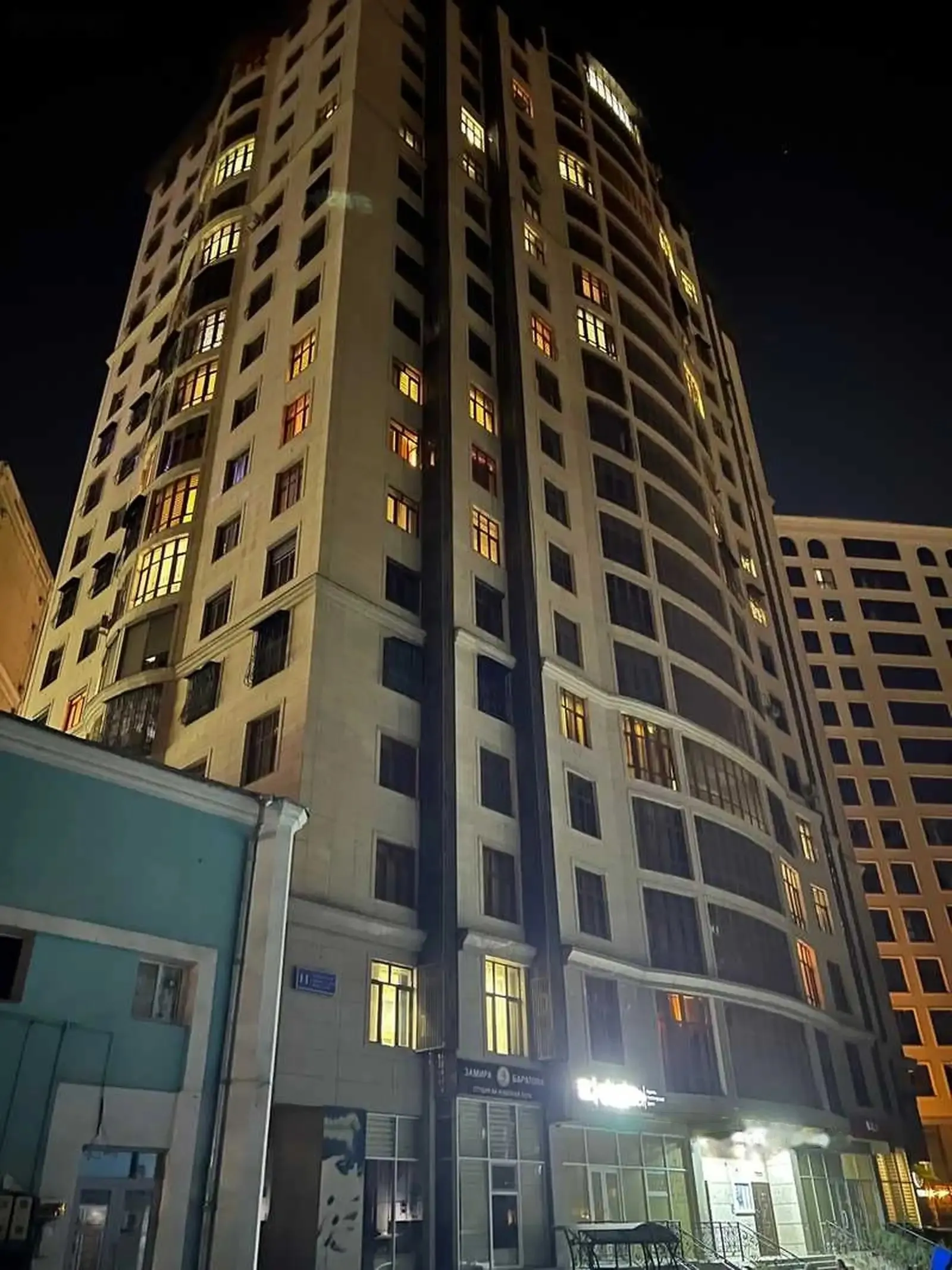 2-комн. квартира, 12 этаж, 70м², Дом Ватан