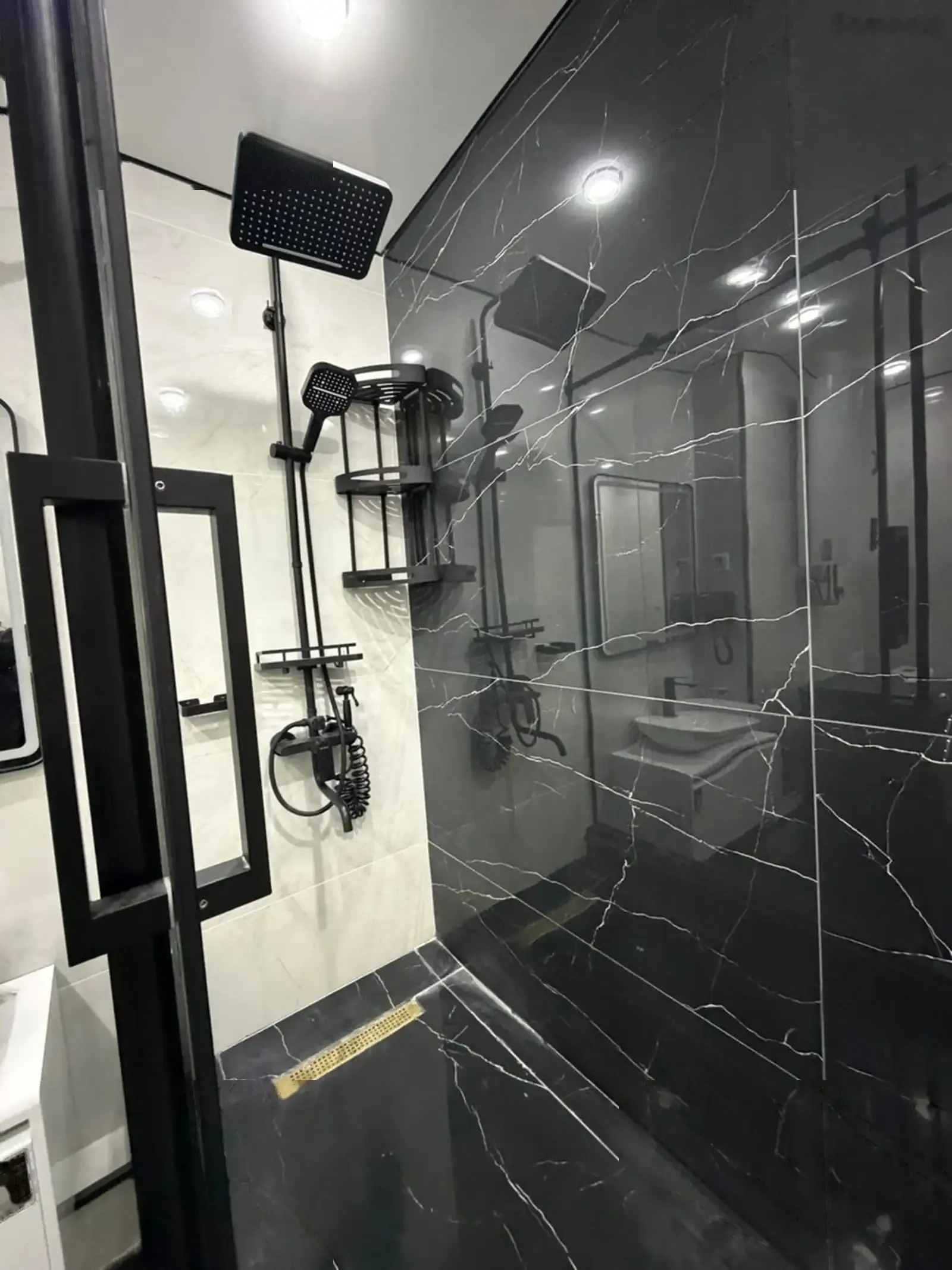 2-комн. квартира, 9 этаж, 85м², Гранд Отель
