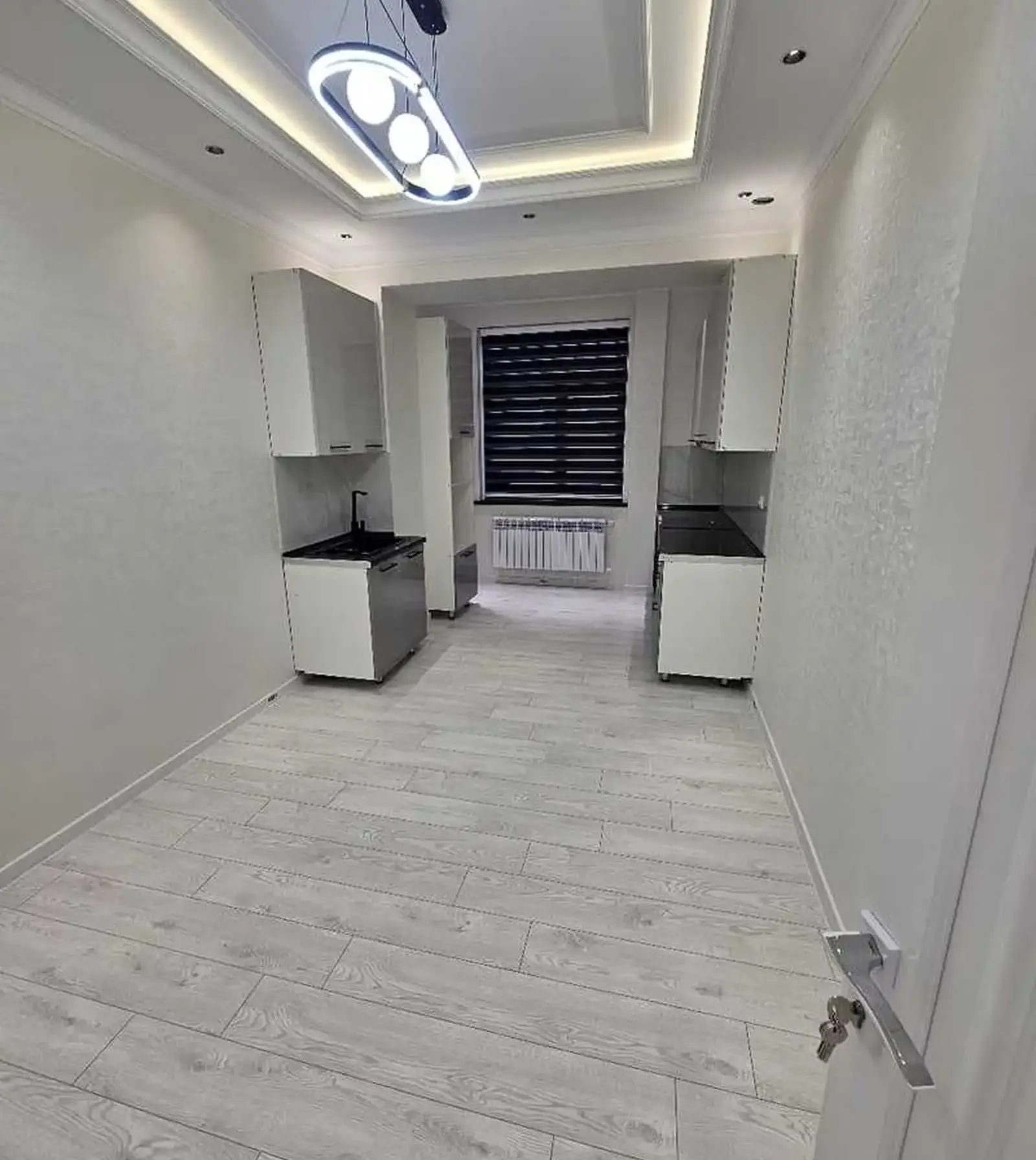 3-комн. квартира, 9 этаж, 120м², шоҳмансур
