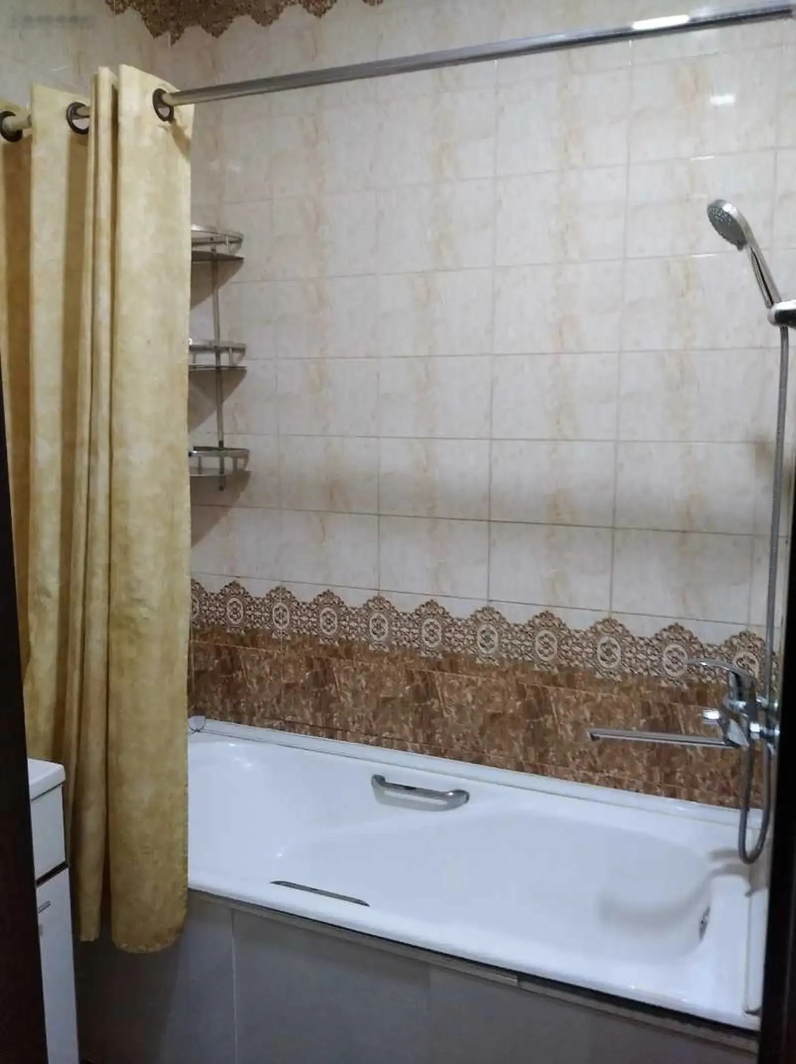 2-комн. квартира, 9 этаж, 52м², Зарнисор