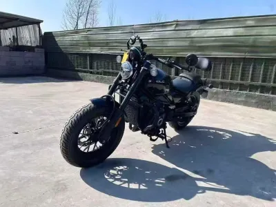 Мотоцикл CLC450