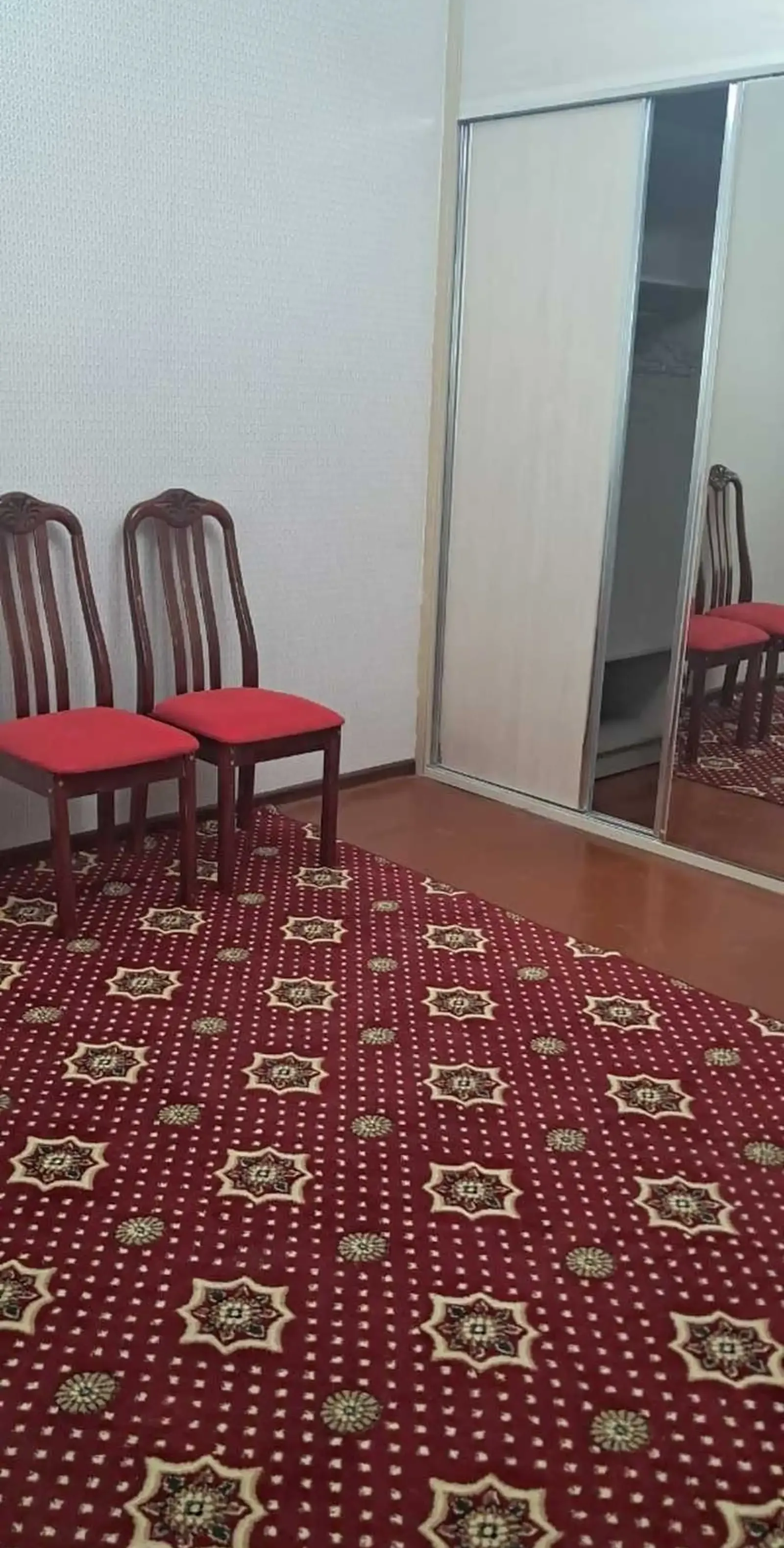 2-комн. квартира, 2 этаж, 60м², Сино