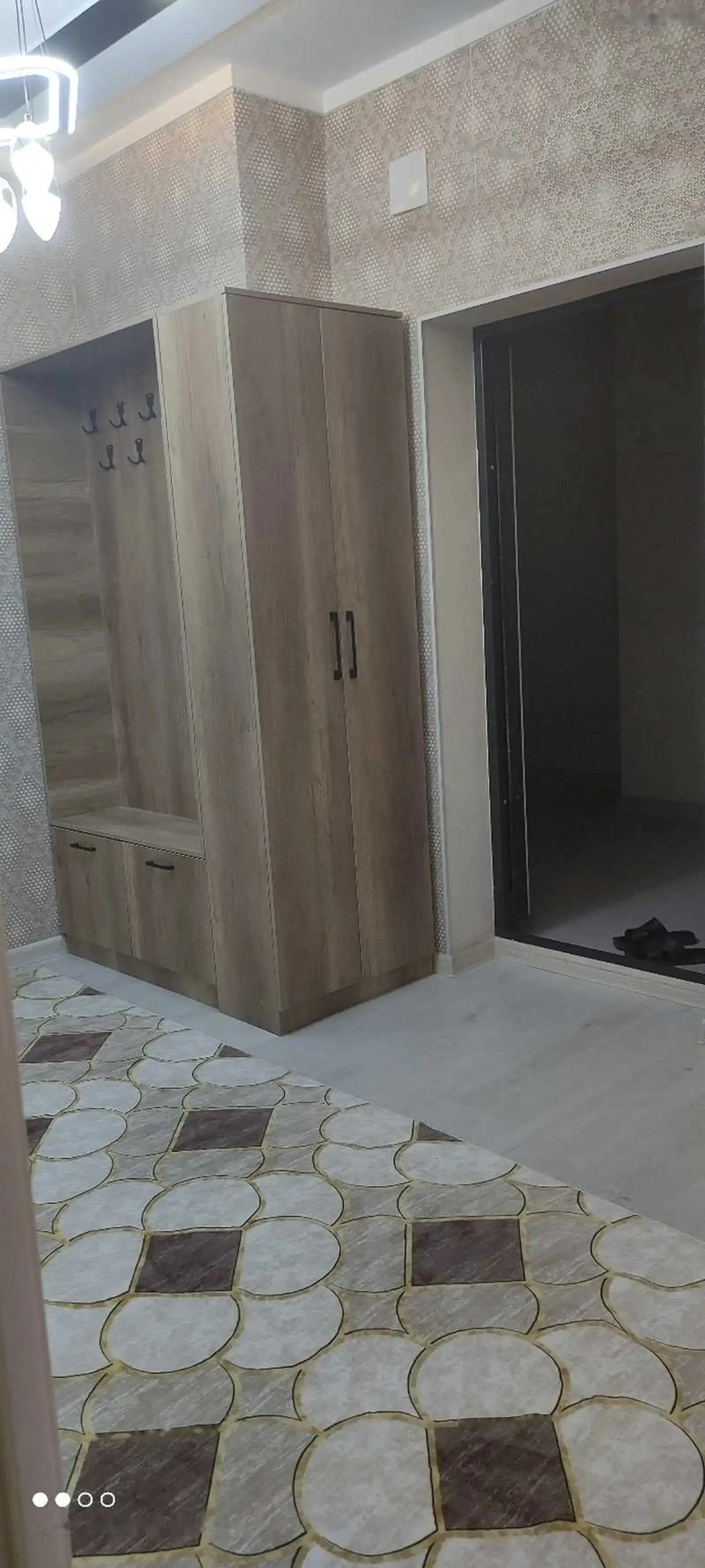 2-комн. квартира, 3 этаж, 83м², 63мкр
