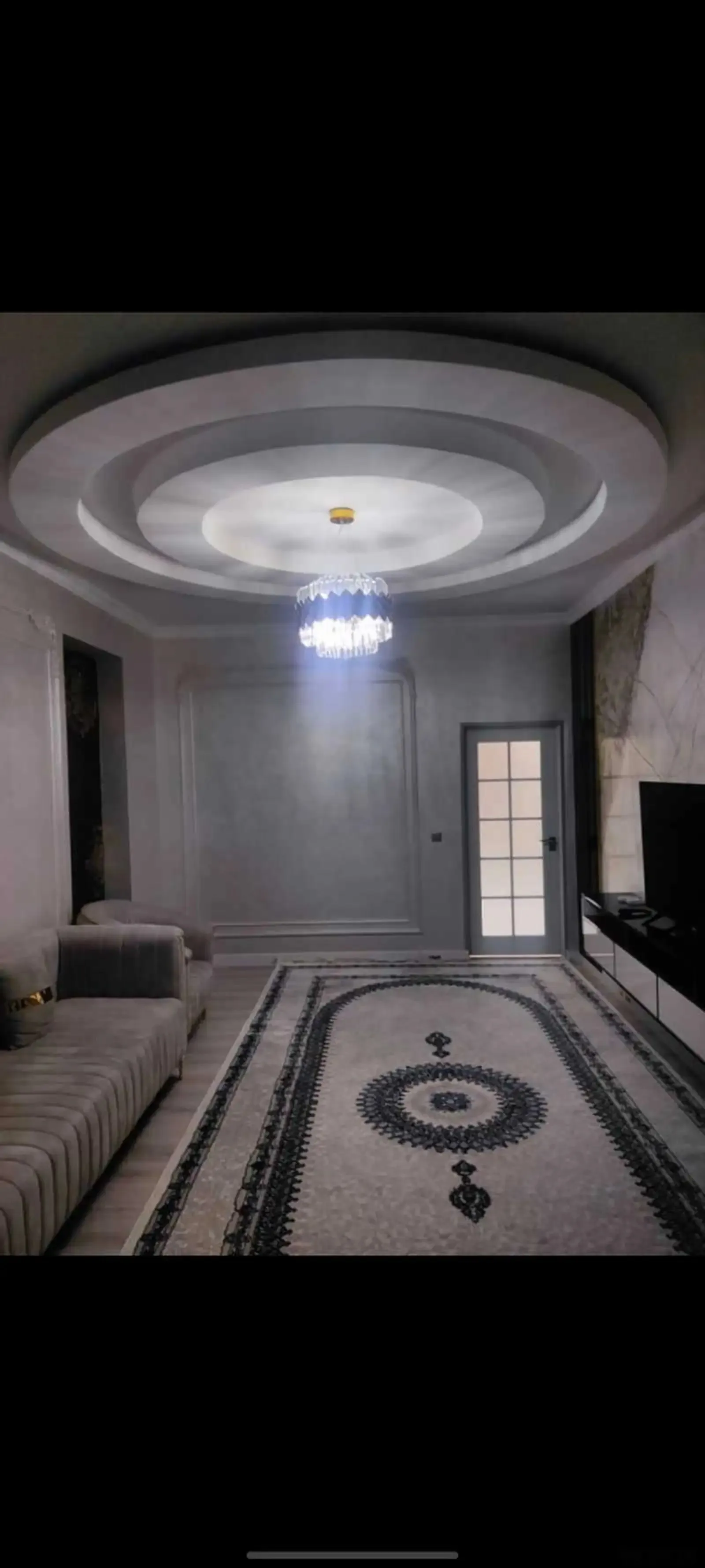 2-комн. квартира, 3 этаж, 65м², Голубой экран